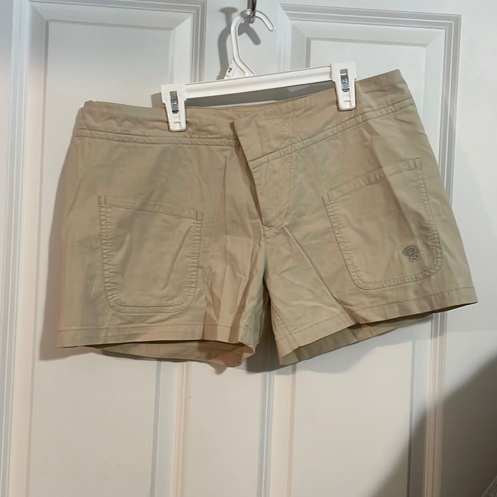 Mountain Hardwear women’s shorts